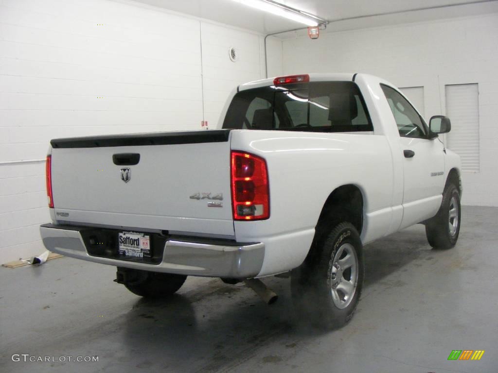 2006 Ram 1500 ST Regular Cab 4x4 - Bright White / Khaki Beige photo #5