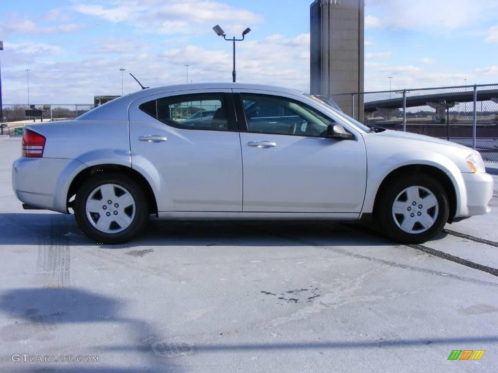 2008 Avenger SE - Bright Silver Metallic / Dark Slate Gray/Light Slate Gray photo #4