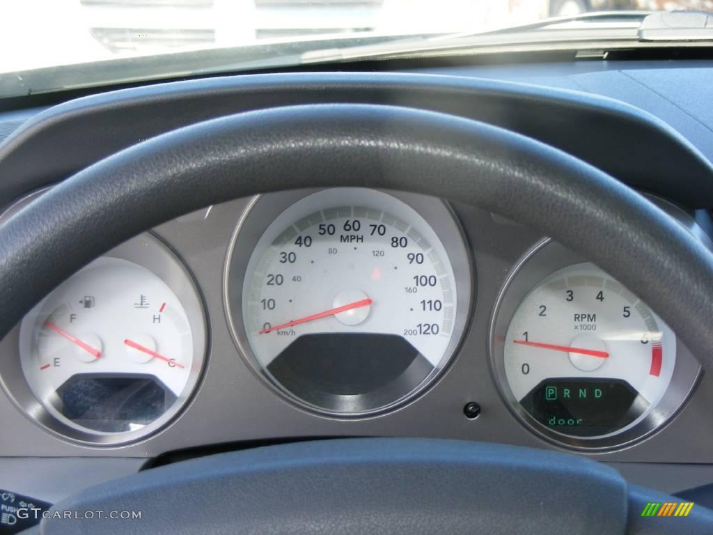 2008 Avenger SE - Bright Silver Metallic / Dark Slate Gray/Light Slate Gray photo #10