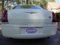 Cool Vanilla - 300 C HEMI Photo No. 34