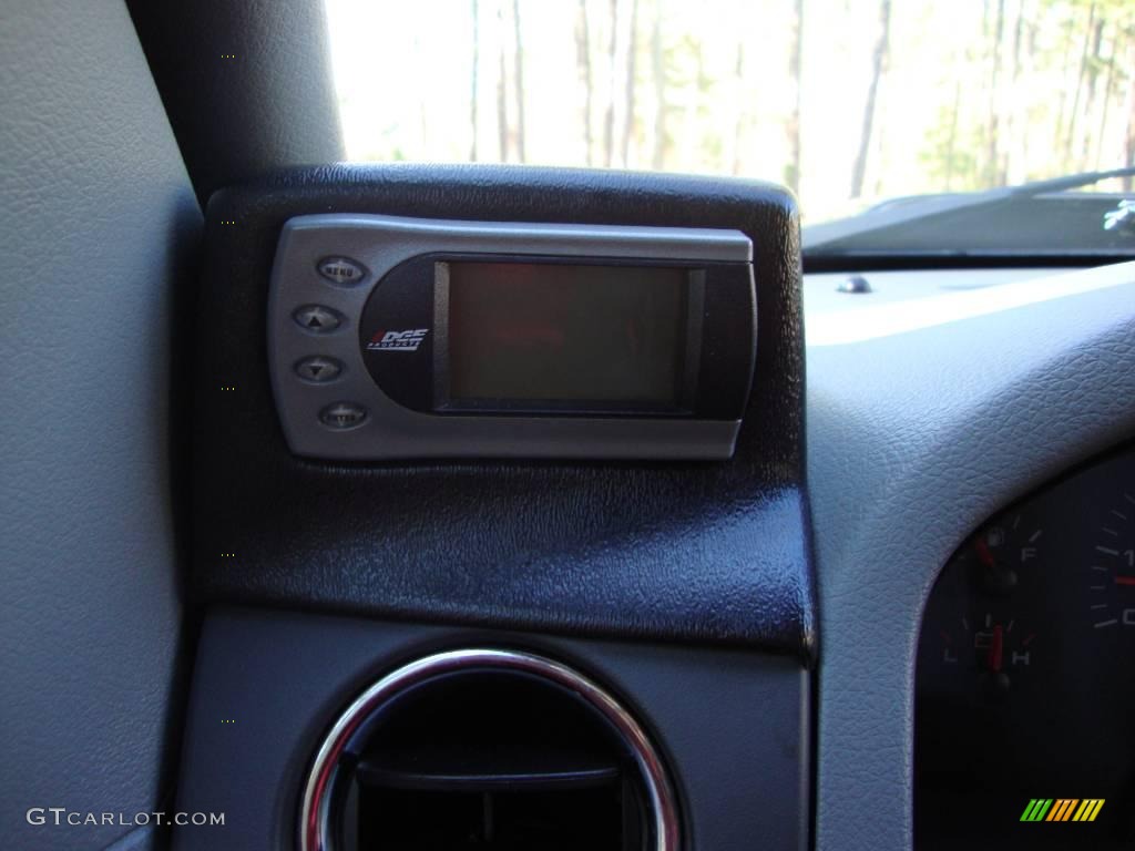 2006 F150 XLT SuperCrew - Black / Medium/Dark Flint photo #15