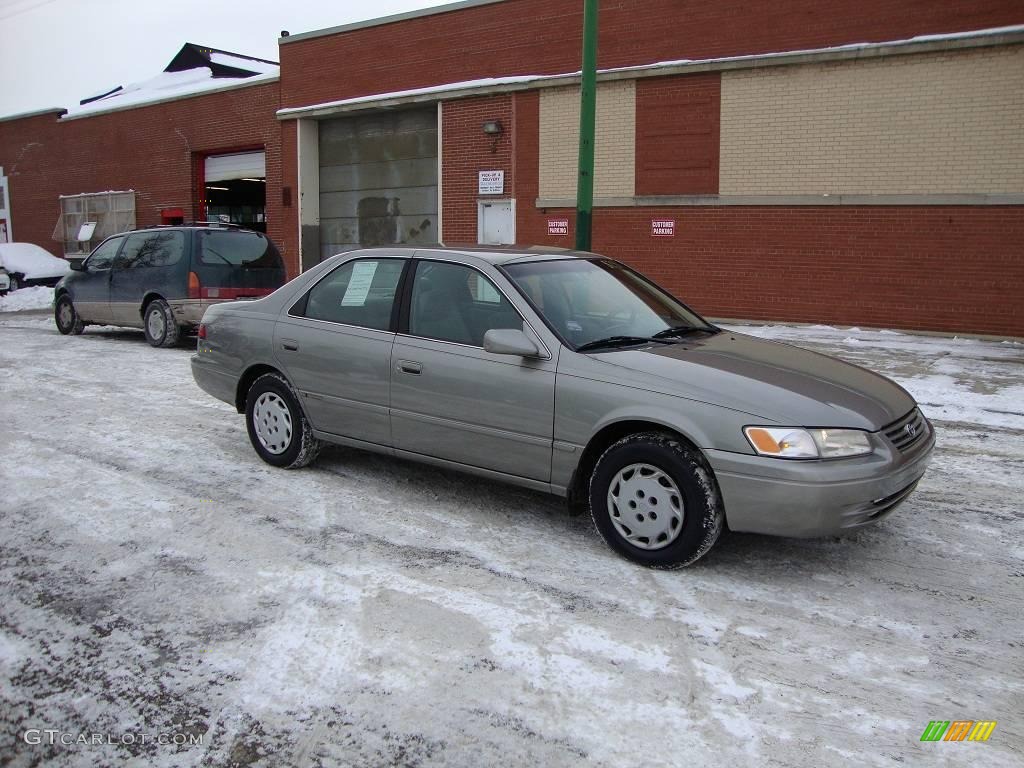 1998 Camry LE - Antique Sage Pearl / Gray photo #3