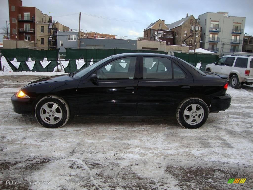 2002 Cavalier LS Sedan - Black / Graphite photo #4