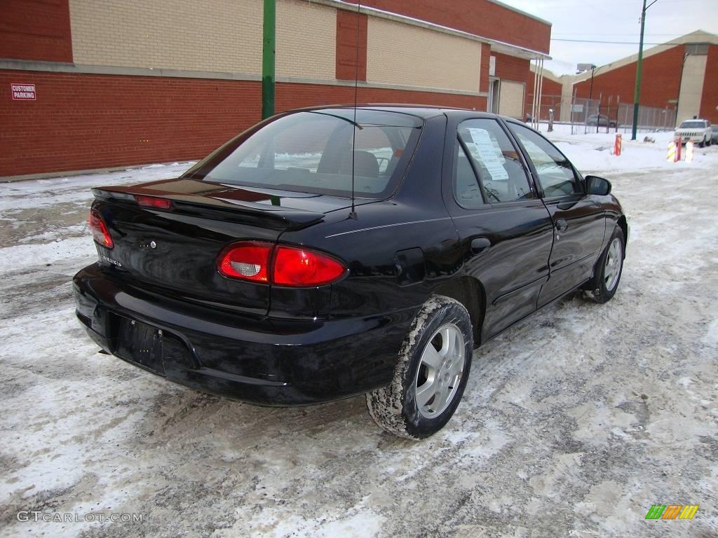 2002 Cavalier LS Sedan - Black / Graphite photo #6