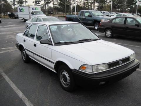 1991 Toyota Corolla Sedan Data, Info and Specs
