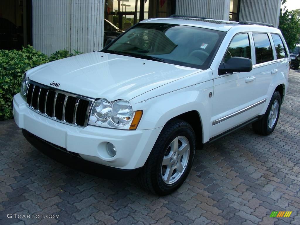 2005 Grand Cherokee Limited 4x4 - Stone White / Medium Slate Gray photo #1