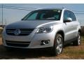 Reflex Silver Metallic - Tiguan Wolfsburg Edition Photo No. 10