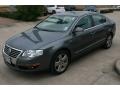 United Grey Metallic - Passat 2.0T Sedan Photo No. 3