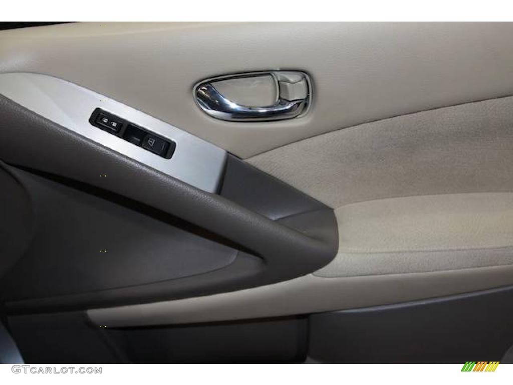 2009 Murano S - Brilliant Silver Metallic / Beige photo #31