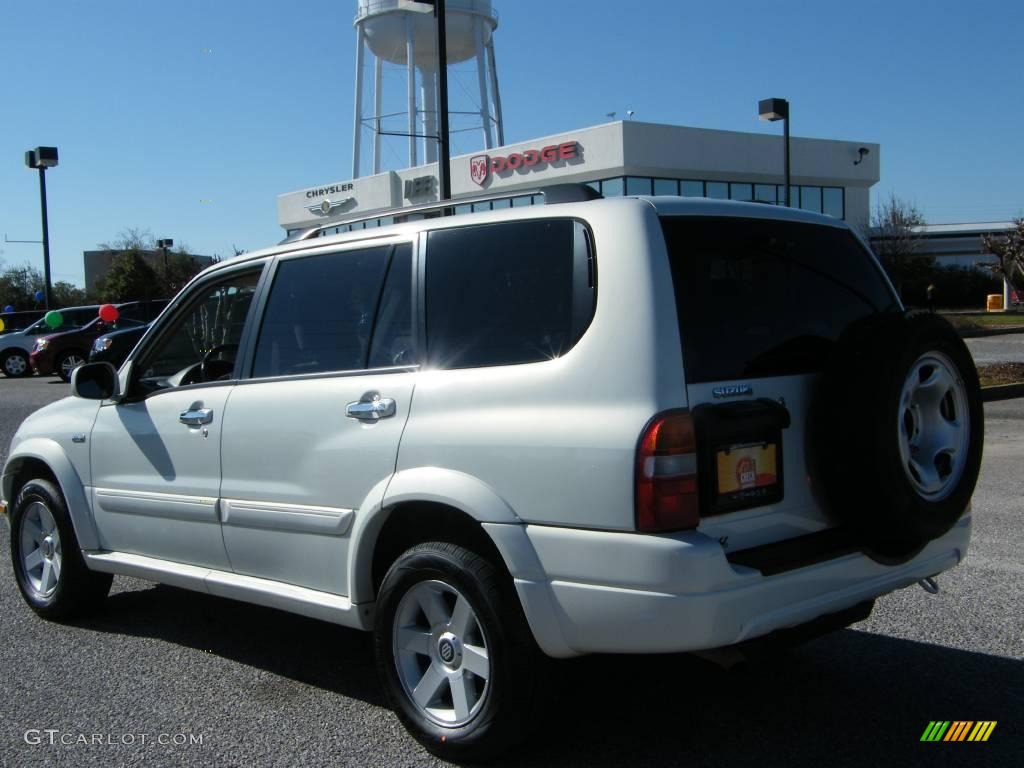 2003 XL7 Touring - White Pearl / Gray photo #3