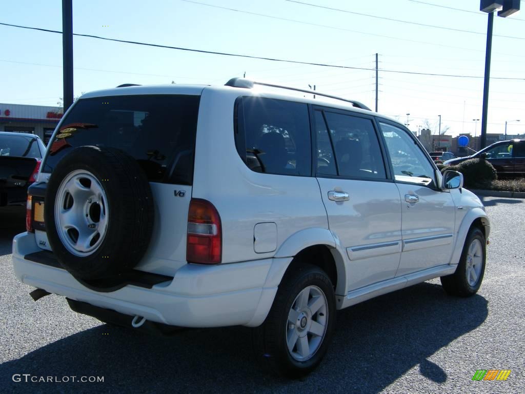 2003 XL7 Touring - White Pearl / Gray photo #5