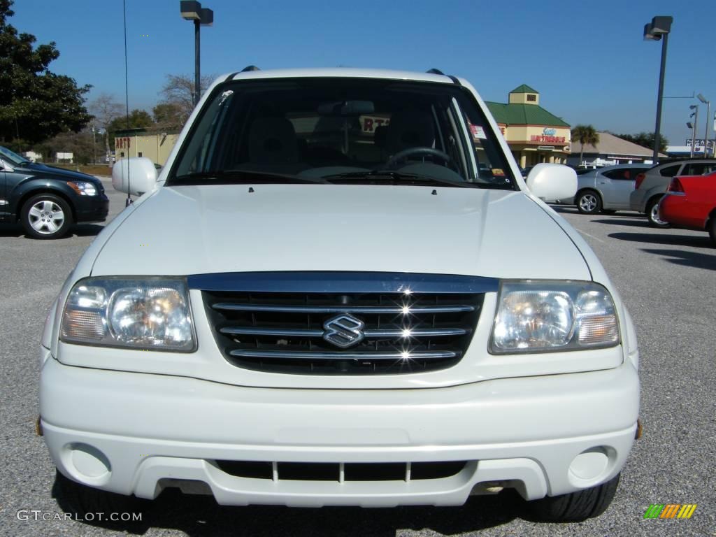 2003 XL7 Touring - White Pearl / Gray photo #8