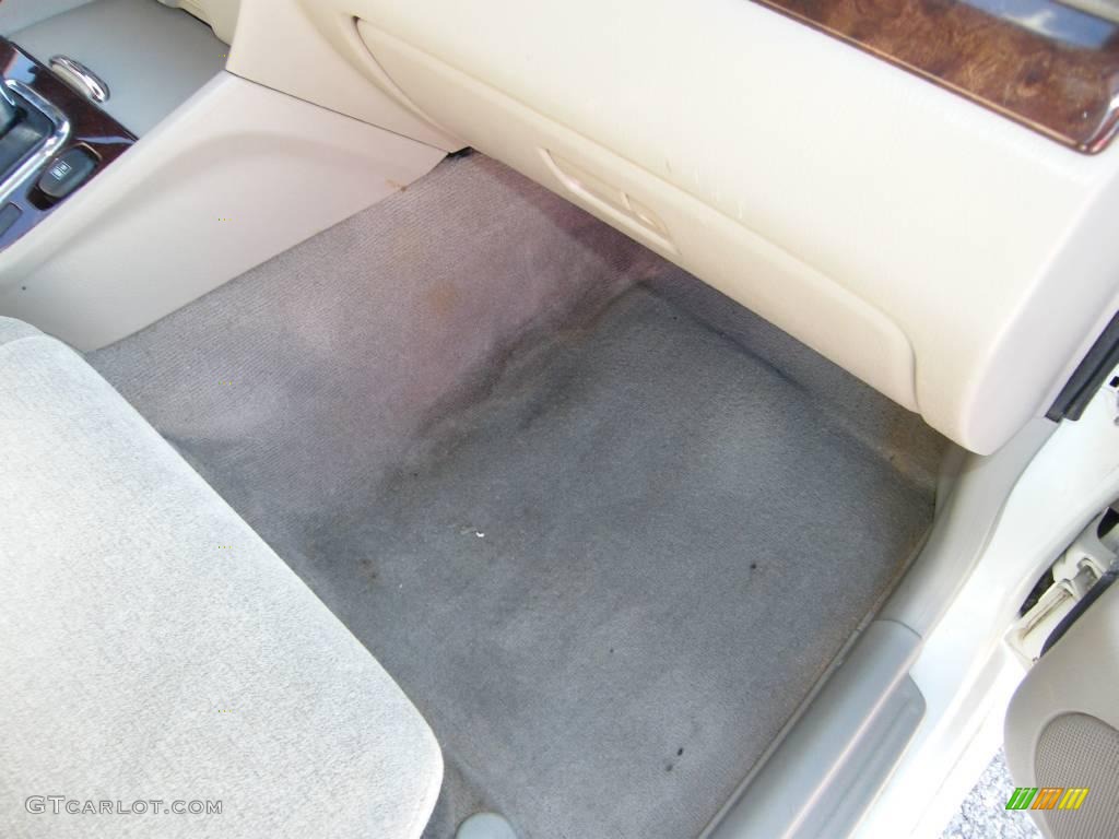 2003 XL7 Touring - White Pearl / Gray photo #27