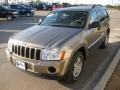 2005 Light Khaki Metallic Jeep Grand Cherokee Laredo 4x4  photo #1