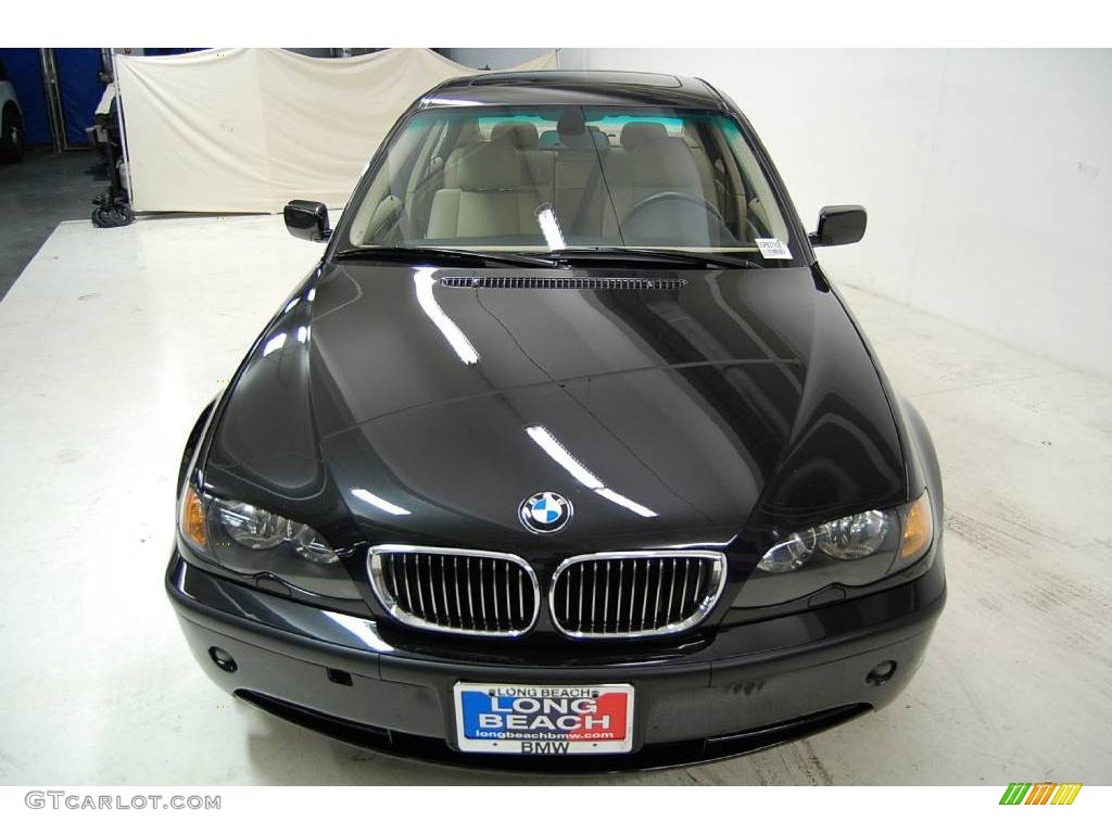 2005 3 Series 330xi Sedan - Jet Black / Sand photo #5