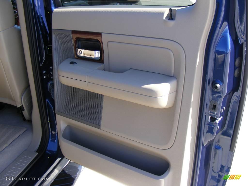 2008 F150 Lariat SuperCrew - Dark Blue Pearl Metallic / Tan photo #30