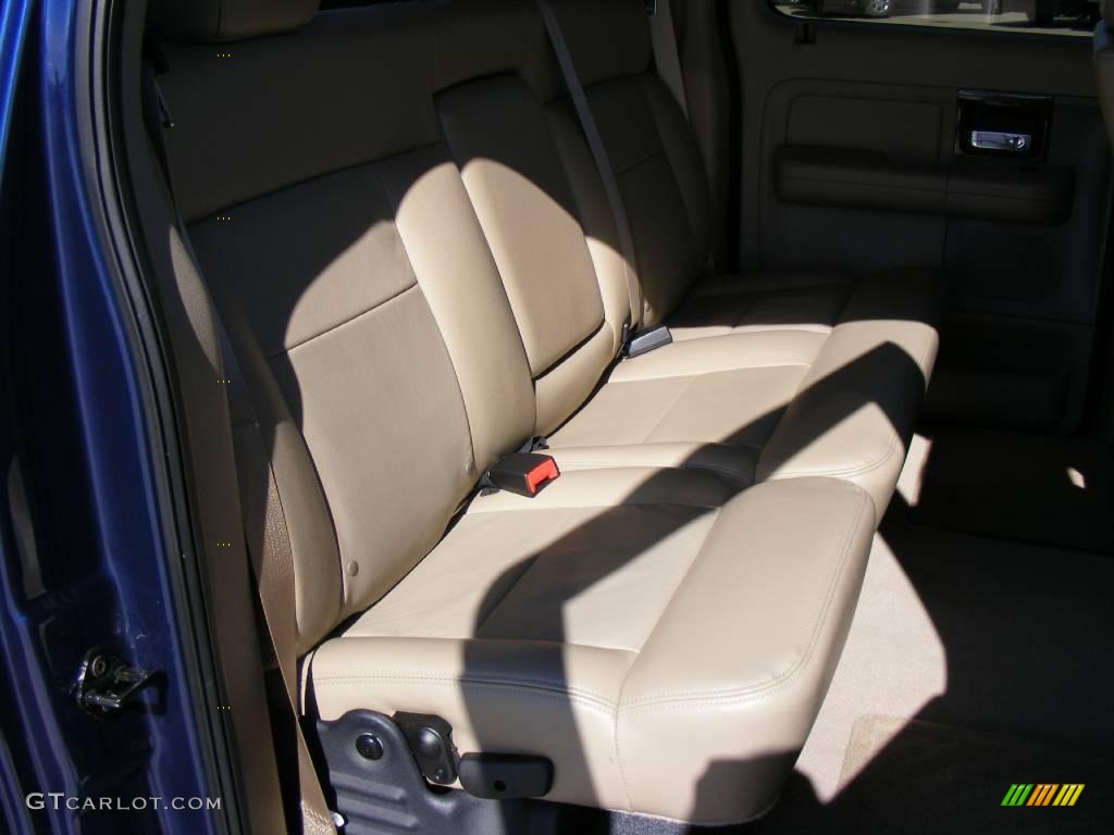 2008 F150 Lariat SuperCrew - Dark Blue Pearl Metallic / Tan photo #31