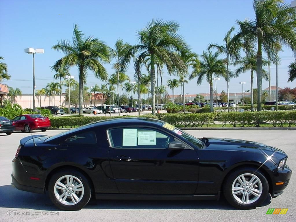 2010 Mustang V6 Coupe - Black / Charcoal Black photo #2