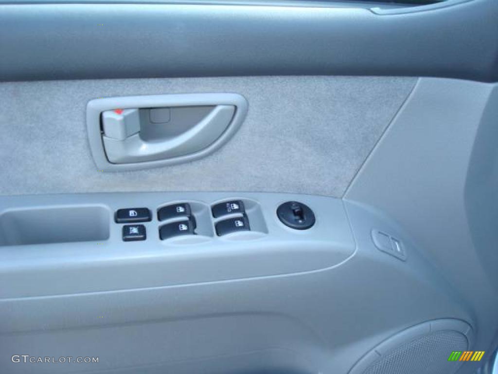 2005 Sorento LX 4WD - Ice Blue Metallic / Gray photo #13