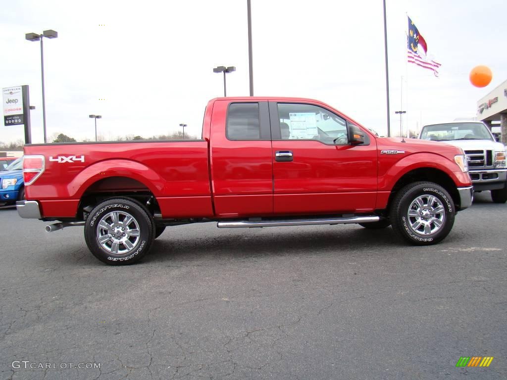 2010 F150 XLT SuperCab 4x4 - Red Candy Metallic / Medium Stone photo #2