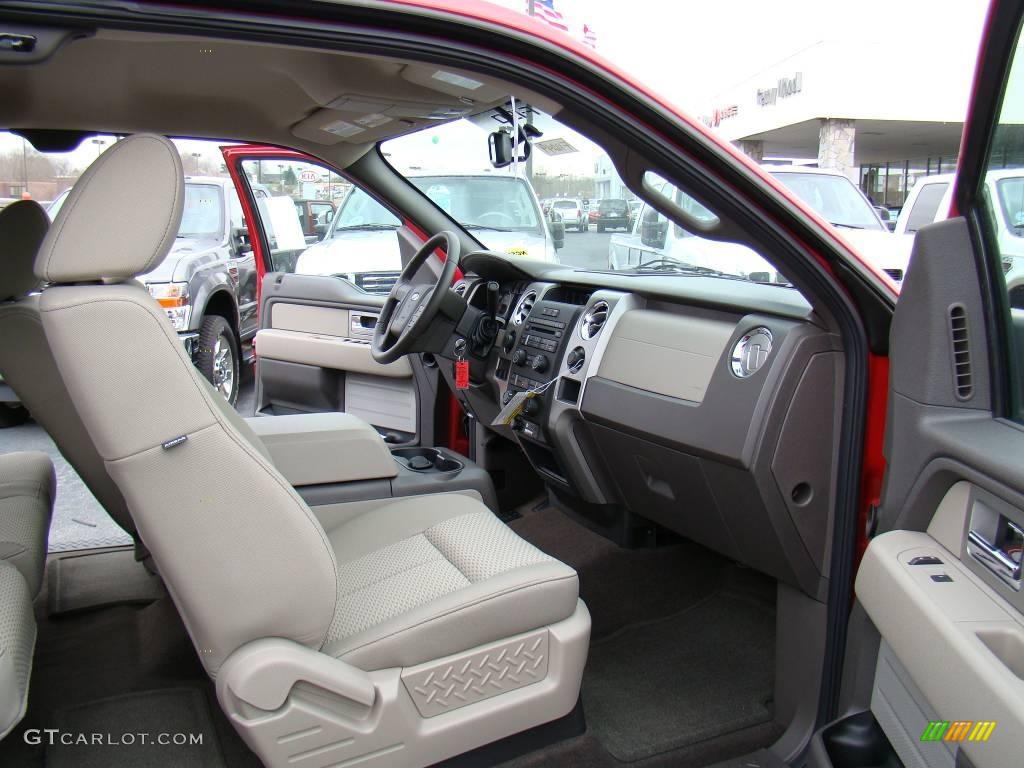 2010 F150 XLT SuperCab 4x4 - Red Candy Metallic / Medium Stone photo #11
