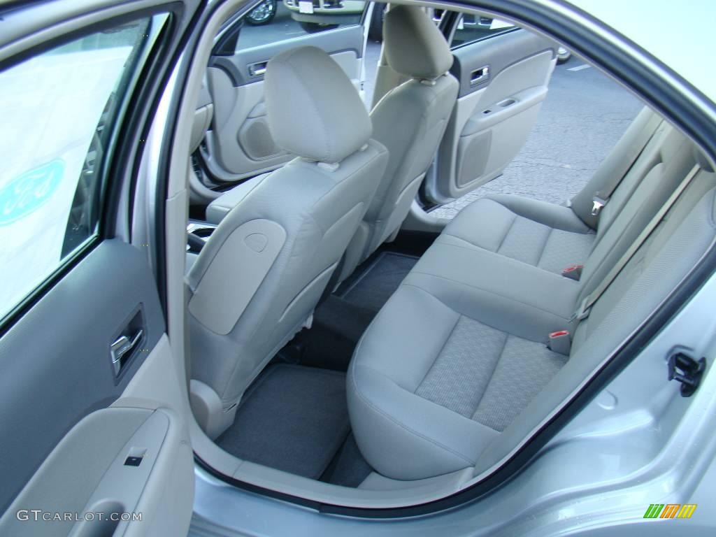 2010 Fusion SE - Brilliant Silver Metallic / Medium Light Stone photo #9