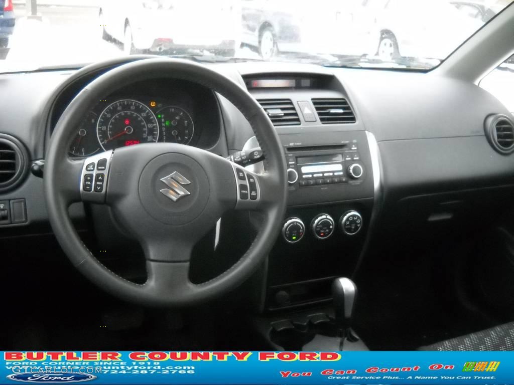 2007 SX4 Sport AWD - Bright Red / Black photo #11