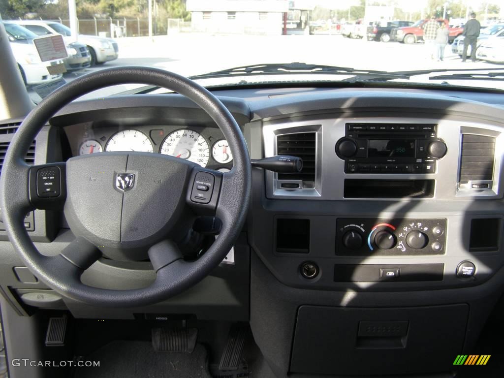 2008 Ram 1500 ST Quad Cab - Bright Silver Metallic / Medium Slate Gray photo #10