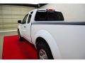 Avalanche White - Frontier SE King Cab Photo No. 9