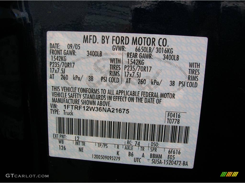 2006 F150 XLT Regular Cab - True Blue Metallic / Medium/Dark Flint photo #20