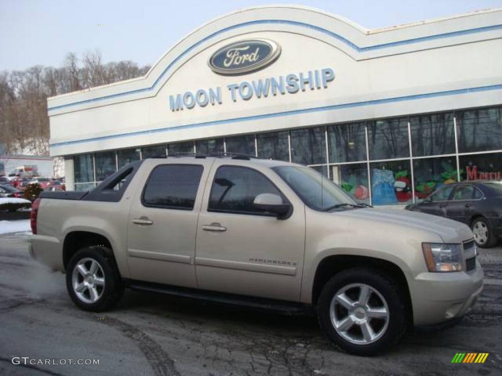 Gold Mist Metallic Chevrolet Avalanche