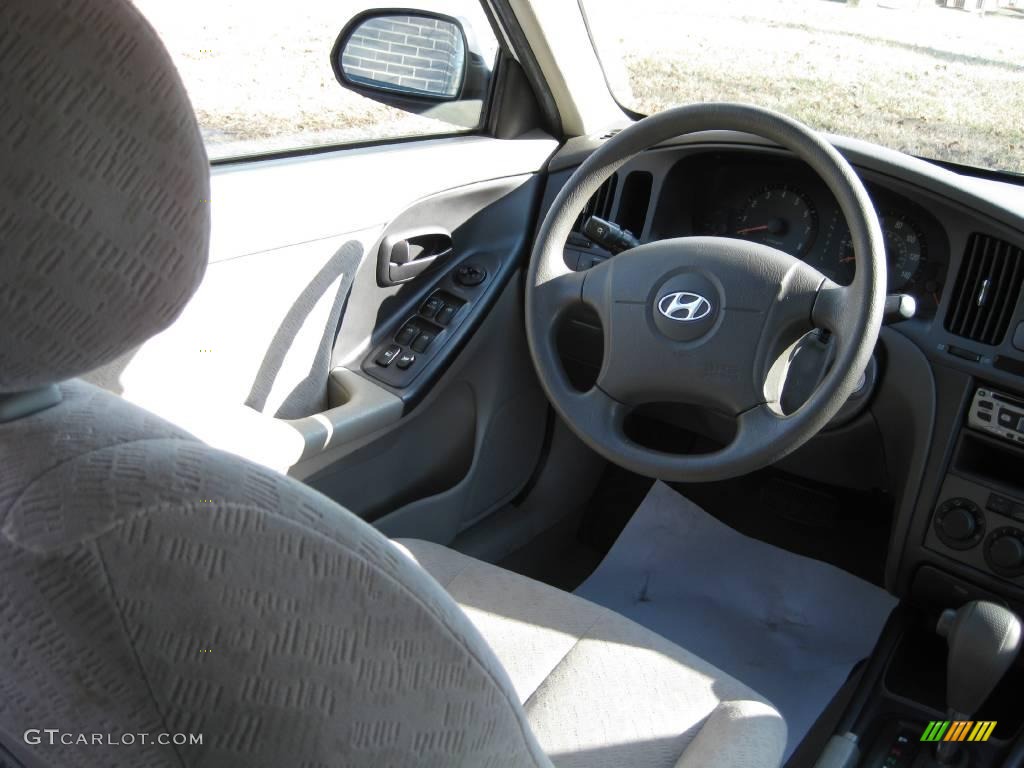 2004 Elantra GLS Sedan - Nordic White / Beige photo #10