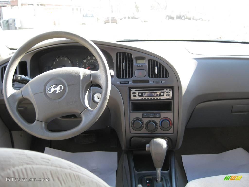 2004 Elantra GLS Sedan - Nordic White / Beige photo #11