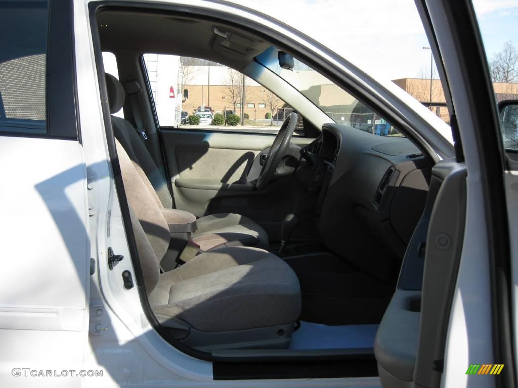 2004 Elantra GLS Sedan - Nordic White / Beige photo #19