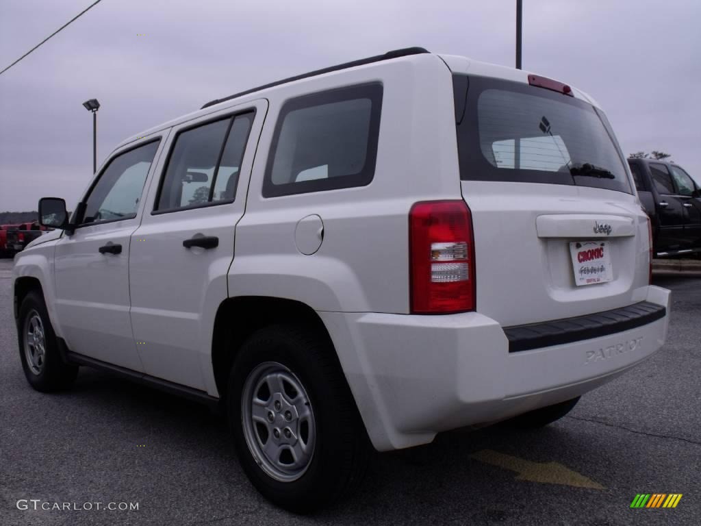 2007 Patriot Sport - Stone White / Pastel Slate Gray photo #6