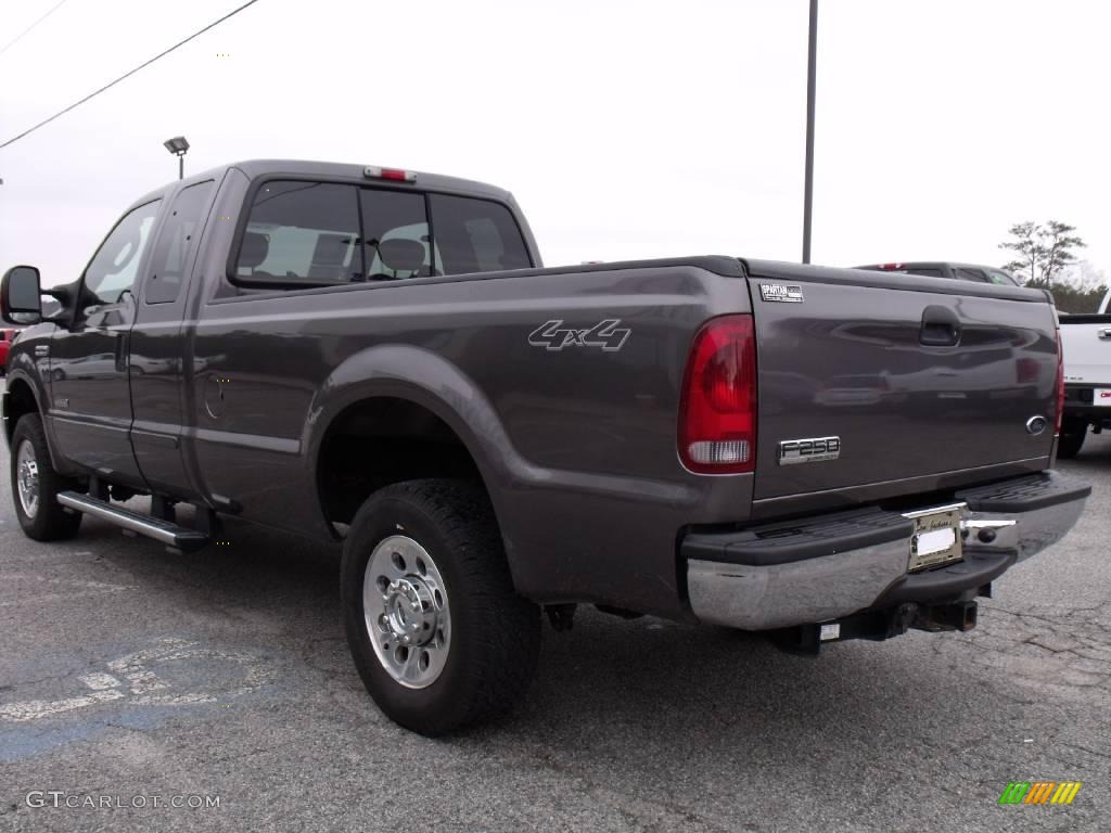 2006 F250 Super Duty XLT SuperCab 4x4 - Dark Shadow Gray Metallic / Medium Flint photo #6