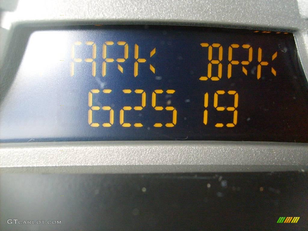 2004 Colorado LS Z71 Regular Cab 4x4 - Indigo Blue Metallic / Medium Dark Pewter photo #25