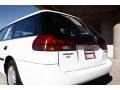 New White - Legacy L Wagon Photo No. 18