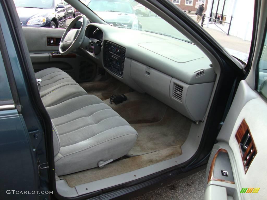1994 Caprice Wagon - Medium Adriatic Blue Metallic / Gray photo #19