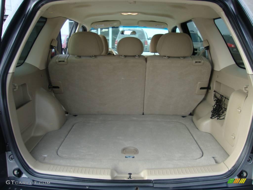 2005 Mariner V6 Convenience 4WD - Charcoal Beige Metallic / Pebble/Light Parchment photo #22