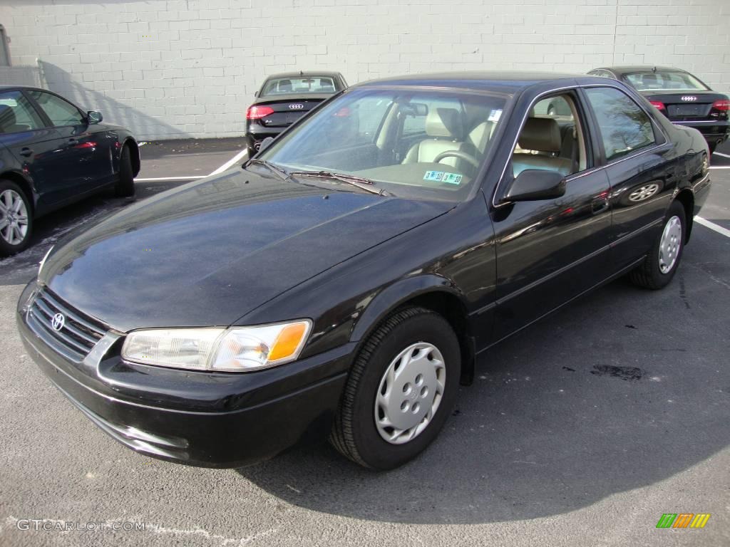 1997 Camry LE - Black / Beige photo #1