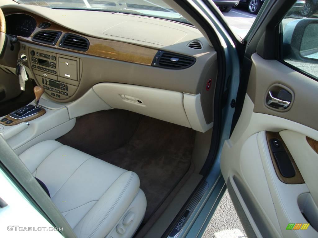 2000 S-Type 4.0 - Seafrost / Ivory photo #17