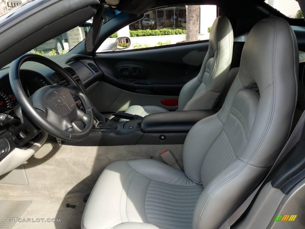 2000 Corvette Convertible - Light Pewter Metallic / Light Oak photo #18