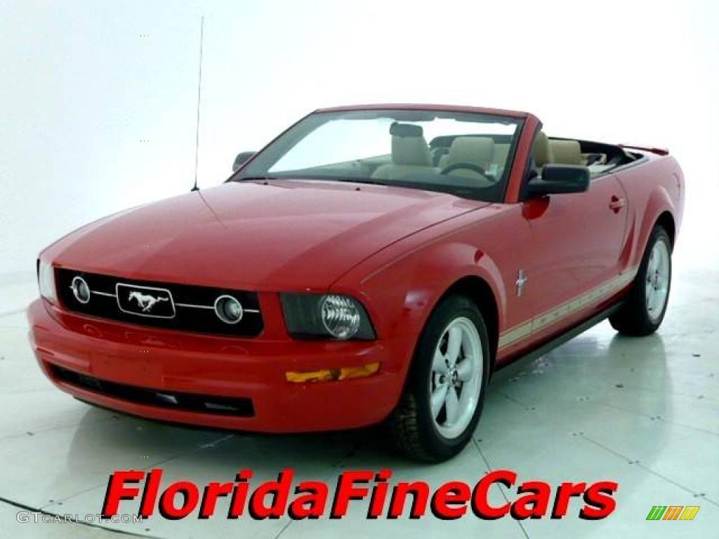 2007 Mustang V6 Deluxe Convertible - Torch Red / Light Graphite photo #1