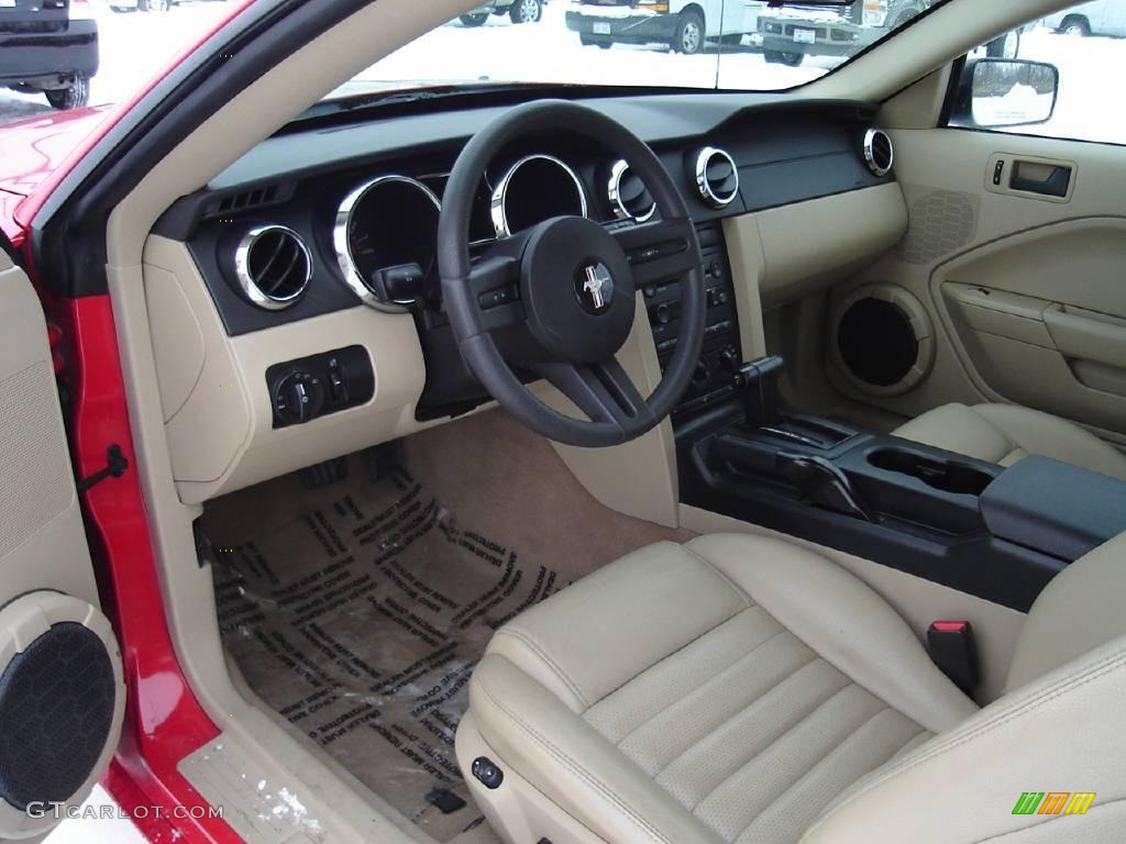 2005 Mustang GT Premium Coupe - Torch Red / Medium Parchment photo #21