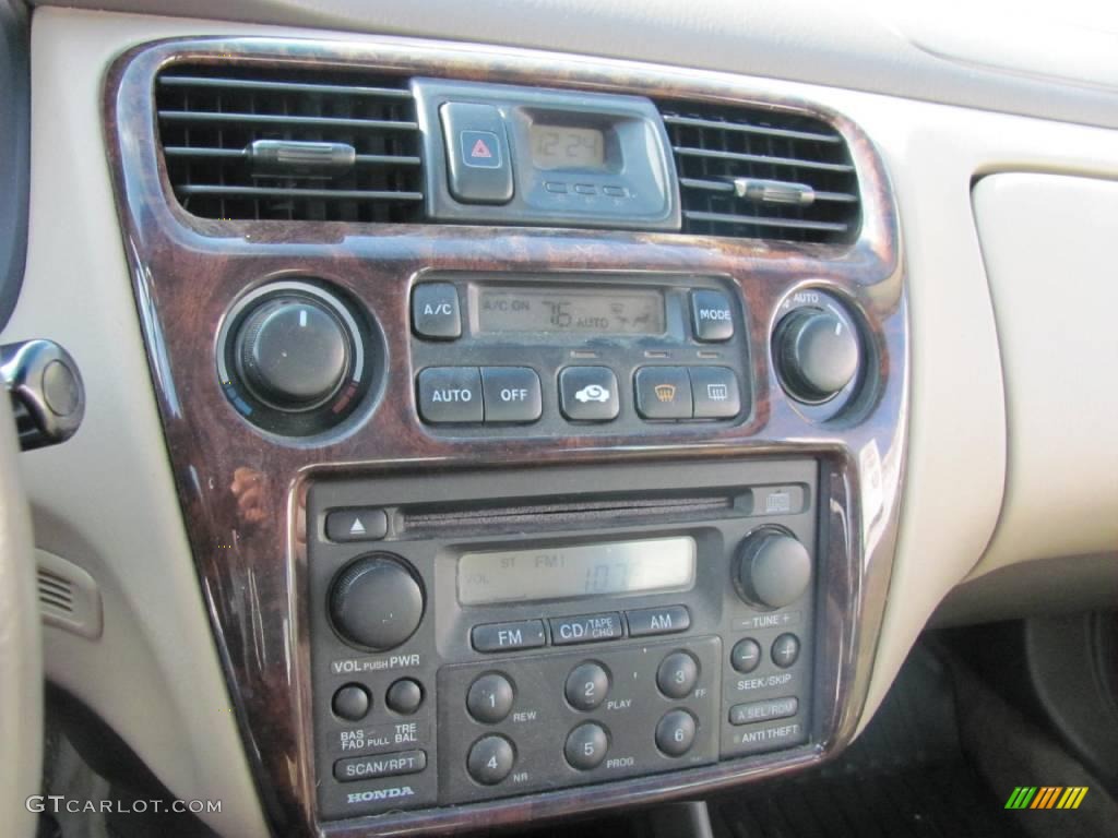 1998 Accord EX V6 Sedan - Taffeta White / Ivory photo #9