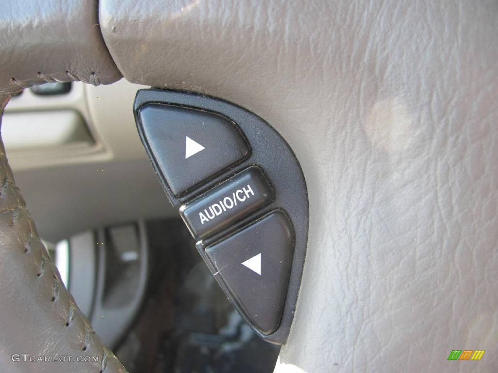 1998 Accord EX V6 Sedan - Taffeta White / Ivory photo #11