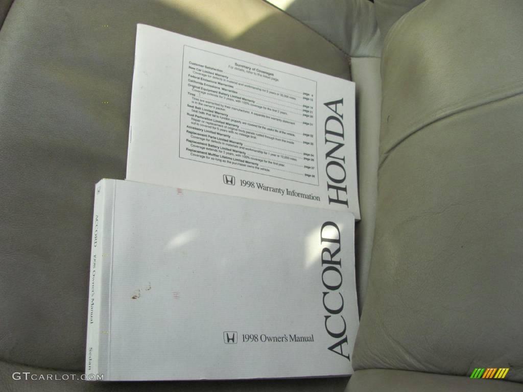1998 Accord EX V6 Sedan - Taffeta White / Ivory photo #18