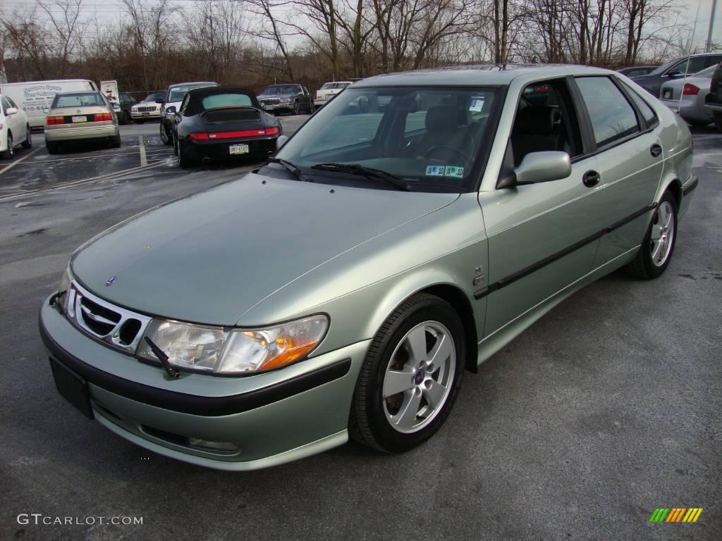 2002 9-3 SE Sedan - Sun Green Metallic / Charcoal Gray photo #1