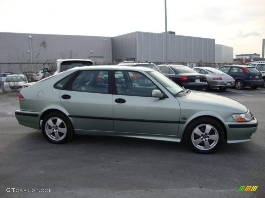 2002 9-3 SE Sedan - Sun Green Metallic / Charcoal Gray photo #6